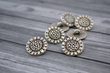 SUNFLOWER Buttons Antique Silver, Sun Flower Metal Button 11/16” / Qty 4 to 8 / 17mm /Great Leather Wrap Clasp, Clothing