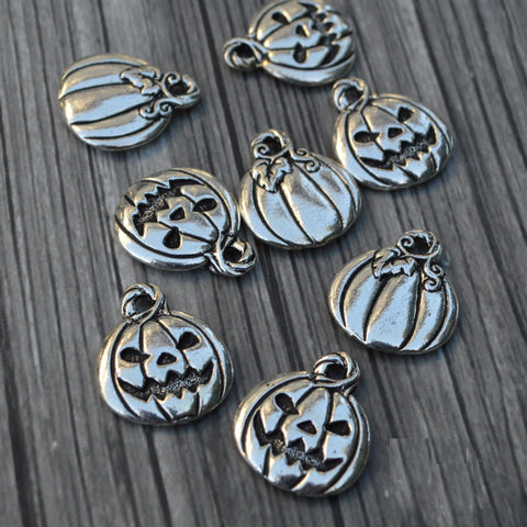 Pumpkin Charms, Jack O Lantern Charm, TierraCast, Frightful Delightful, Qty 4, Antique Silver, Gothci Halloween Jewelry, Scary Pumpkins