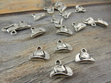 COWBOY HAT, Tierracast, Antique Silver, Western Charm Drop Pendants, Tierra Cast, Southwest Charms